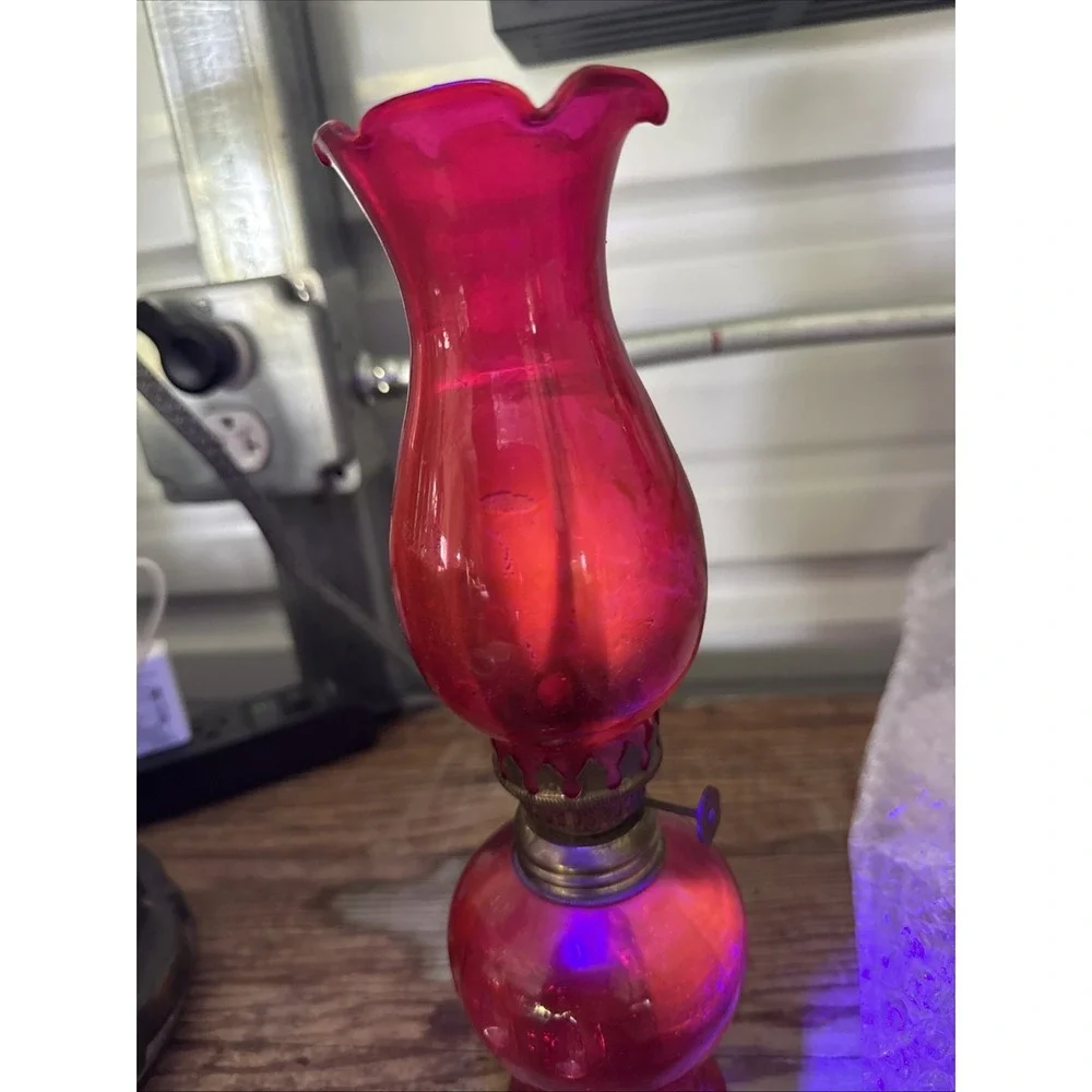 Vintage Red Glass Oil Lamp with Ruffle top 10.5